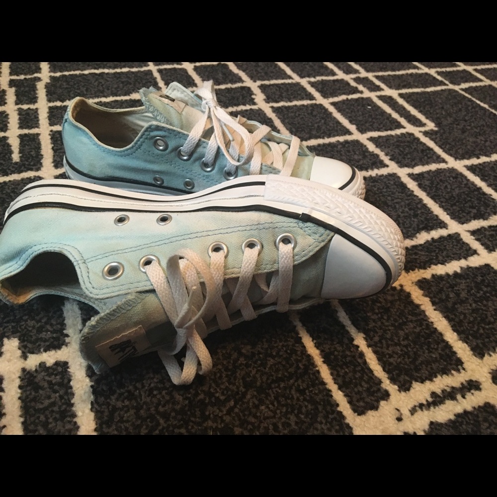 Converse - Picture 3 of 8